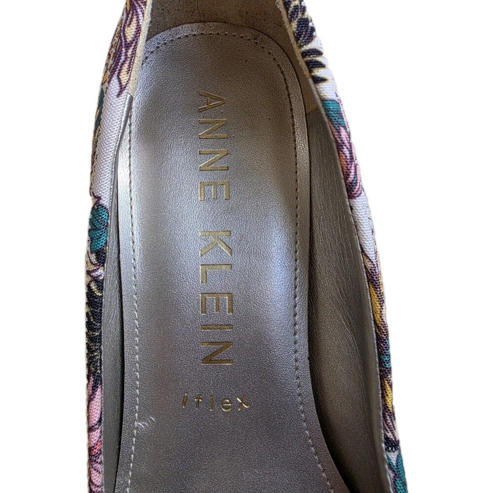 Anne Klein Heels Womens 9.5M Meredith Floral Fabric Slip On Peep Toe Shoes - Picture 9 of 10